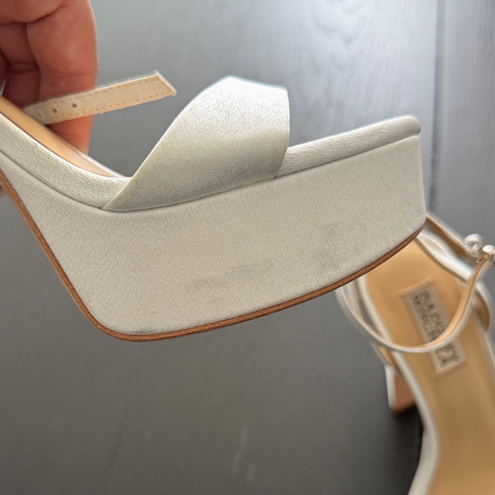Badgley Mischka platform heel - Picture 9 of 10